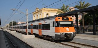 La consellera Sílvia Paneque ha anunciado en el Parlament que Rodalies seguirá siendo gratuita hasta que el sistema se estabilice de forma sostenida.
