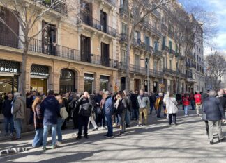 Pinchan las manifestaciones contra Rodalies en Barcelona