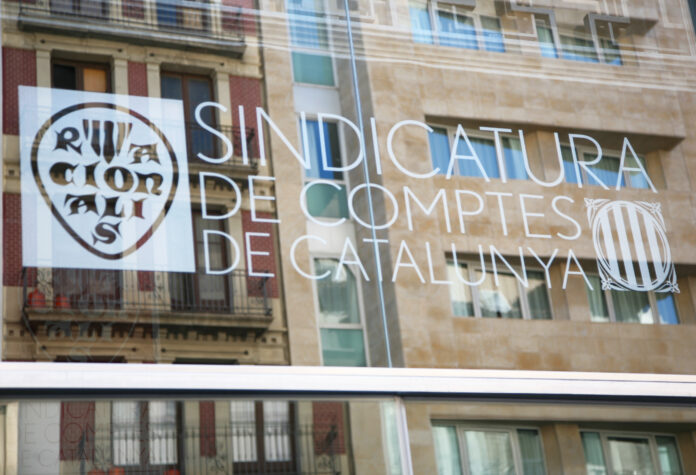 La Sindicatura de Comptes, el órgano encargado de fiscalizar el uso de fondos públicos, vuelve al centro de la polémica.