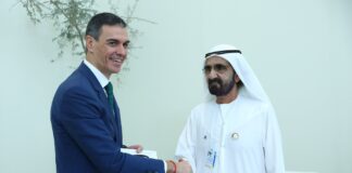 Pedro Sánchez junto al Jeque Mohammed bin Rashid Al Maktoum.