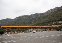 Barreras del peaje de Vallcarca en la autopista C-32.