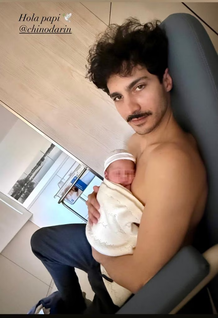 Úrsula Corberó comparte la primera imagen de su hijo Dante

