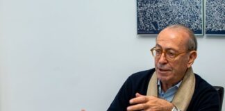 Retrato de Nicolás Redondo Terreros, presidente de la Fundación para la Libertad, durante una entrevista.