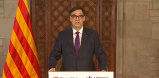 Salvador Illa, durante su declaración institucional en el Palau de la Generalitat.