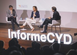 Ana Botín y Mariano Sigman conversan sobre el Informe CYD 2025 y el papel de la IA en la universidad española.