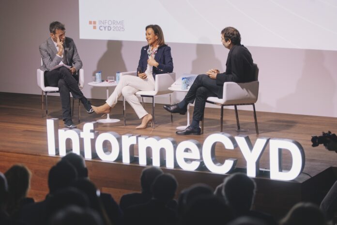 Ana Botín y Mariano Sigman conversan sobre el Informe CYD 2025 y el papel de la IA en la universidad española.