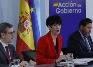 La ministra Elma Saiz