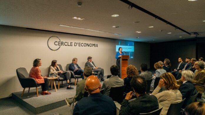 Alícia Romero interviene en el Cercle d’Economia durante la presentación del consorcio de inversiones