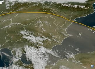 Activan aviso por contaminación en toda Cataluña por una intrusión de polvo africano Intrusión de polvo africano sobre la Península Ibérica y Cataluña en imagen satelital de AEMET