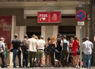 La UCO irrumpe en Ferraz en una investigación por presunta financiación ilegal del PSOE la sede central del PSOE en la calle Ferraz de Madrid