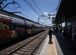 Tren de Rodalies en área metropolitana