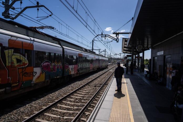 Tren de Rodalies en área metropolitana
