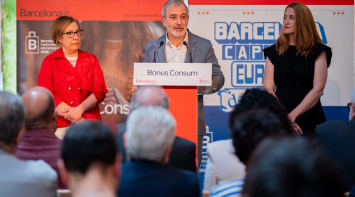 El alcalde de Barcelona, Jaume Collboni, durante la presentación de la campaña Bonus Consum