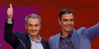 Pedro Sánchez y José Luis Rodríguez Zapatero durante un acto del PSOE