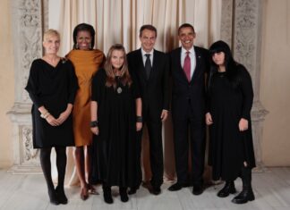José Luis Rodríguez Zapatero y su familia junto a Barack y Michelle Obama en la Casa Blanca