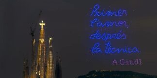La inauguración de la torre de Jesucristo de la Sagrada Família