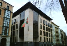 La UCO vincula contactos con el PNV en el rescate de Tubos Reunidos la sede de la PNV en Bilbao