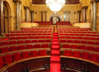 Encuesta Sigma2: Cataluña vira con fuerza a la derecha Parlament de Catalunya