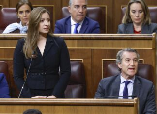 El PP acusa a Zapatero de “enredar” la causa por el caso de las joyas Ester Muñoz en el Congreso de los Diputados