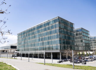 Fachada de la sede del Institut Català de l'Energia (ICAEN), uno de los organismos públicos vinculados a la política energética de la Generalitat.