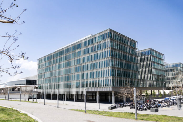 Fachada de la sede del Institut Català de l'Energia (ICAEN), uno de los organismos públicos vinculados a la política energética de la Generalitat.