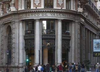 La sede corporativa de CaixaBank en Valencia