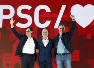 El PSC volvería a ganar en Catalunya, con ERC y Vox al alza