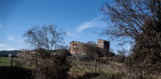 Exterior de la masía de la Païssa