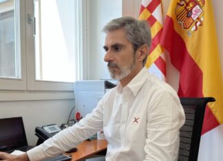 VOX asegura que el barómetro municipal «suspende» a Collboni por la inseguridad y la crisis de la vivienda Gonzalo de Oro, presidente de VOX en Barcelona.