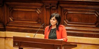 Sílvia Orriols, líder de Aliança Catalana, en el Parlament de Cataluña