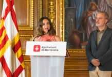 Barcelona destina más de un millón de euros para ampliar los cursos de catalán y reforzar el uso de la lengua La comisionada de Uso Social del Catalán, Marta Salicrú, durante la presentación del balance de las políticas lingüísticas del Ayuntamiento de Barcelona.
