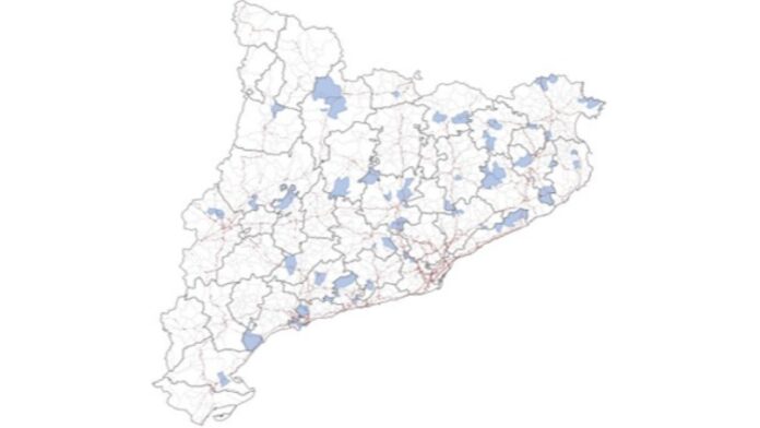 Mapa de Cataluña con los 53 nuevos municipios declarados mercado residencial tensionado