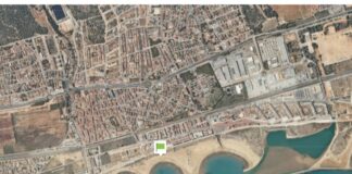 Vista aérea de la playa de Llevant de Cunit, donde este sábado falleció ahogado un bañista de 70 años.