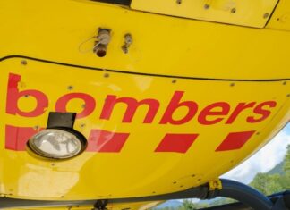 Helicóptero de los Bomberos de la Generalitat durante un operativo de rescate
