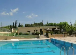 Diecisiete heridos por una reacción química en una piscina de la Bisbal del Penedès piscina de la Bisbal del Penedès