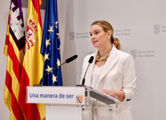 Baleares estalla contra Sánchez por ocultar la alerta de una posible llegada masiva de pateras Marga Prohens durante su comparecencia de este viernes en el Govern balear
